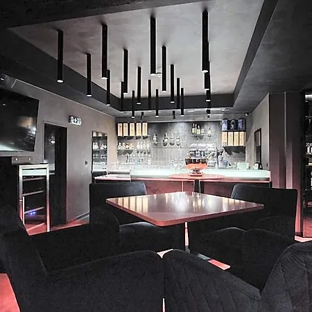 Arena 3*